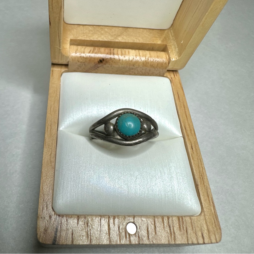 Native Turquoise And Sterling Silver Women's Ring